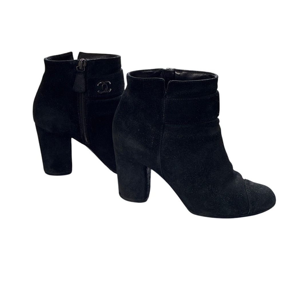 Chanel Black Suede‎ Ankle Boots Booties CC Logo EU 37 Designer Heels